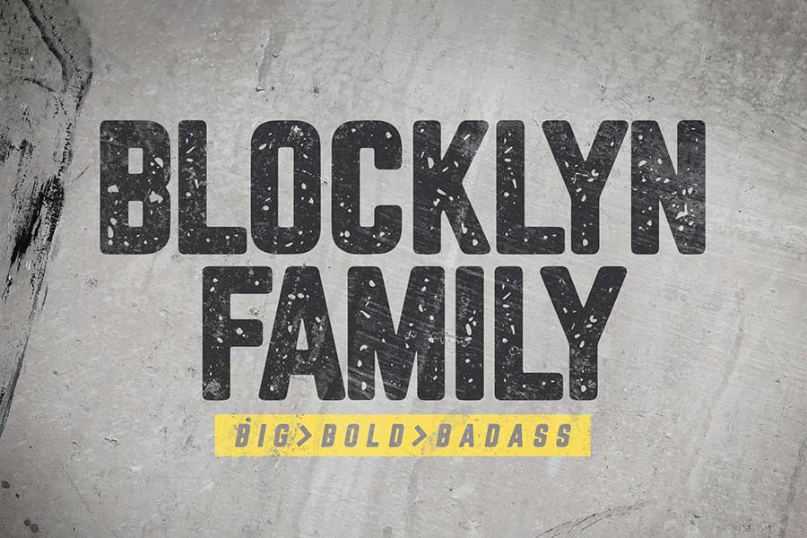 Blocklyn Font Family + Mockups