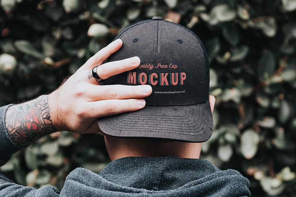 Free Black Cap Mockup