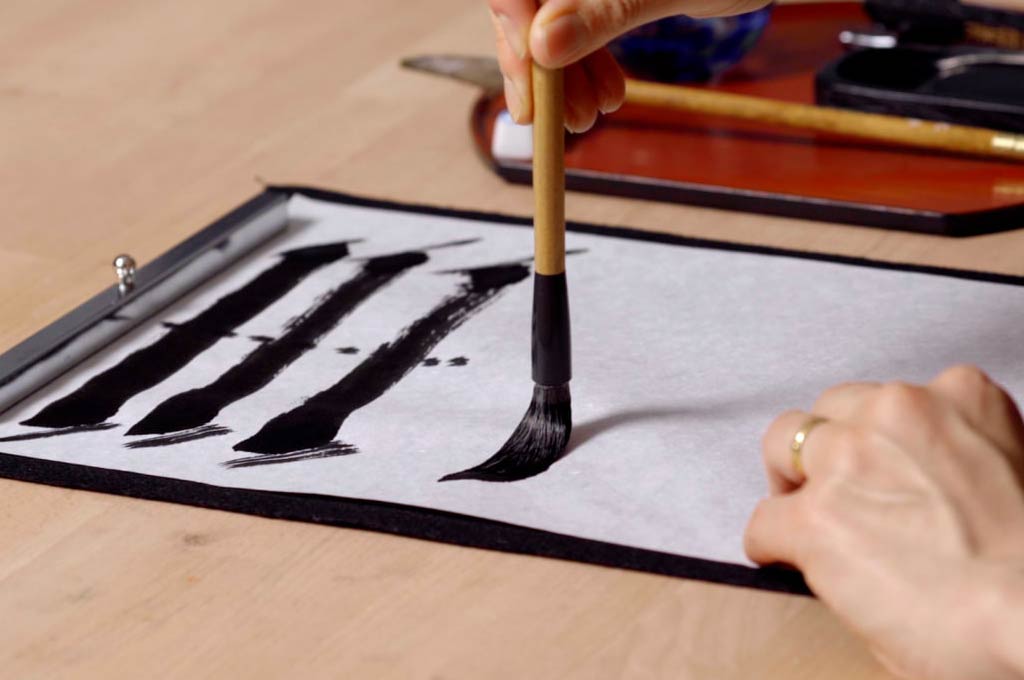 Japanese Calligraphy Tutorial: 4 Basic Lines for Beginners