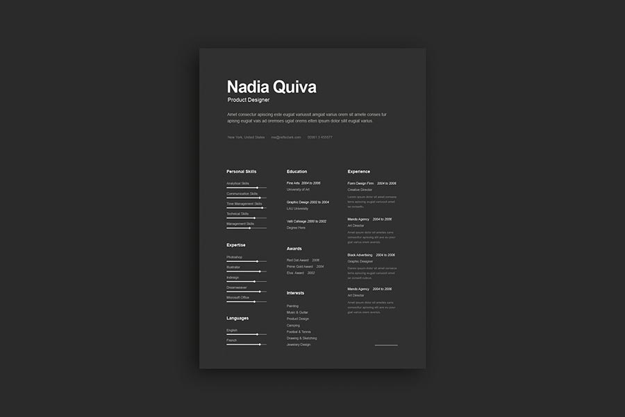 Simple A4 Dark Resume Template